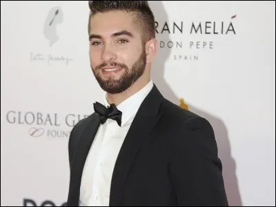 Par quelle reprise s'est-il fait connaître avant ''The Voice'' ?