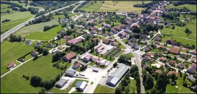 Que pensez-vous du fait de supprimer au moins un quart des départements, là où ils peuvent être rapprochés d'une grande métropole ?