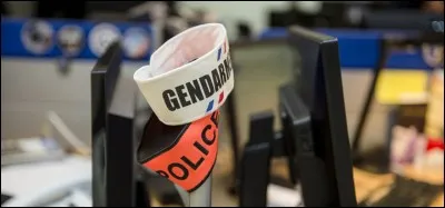 Que pensez-vous du fait de mettre en place un plan de désarmement des banlieues concernées par le trafic d'armes ?