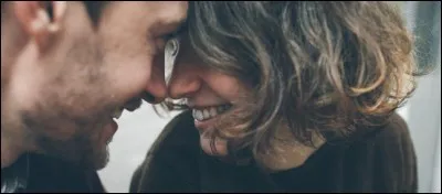 Complétez cette expression : l'amour est...