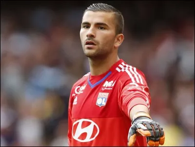 C'est Lopes qui a déclenché la bagarre dans le match "OL - Bastia"