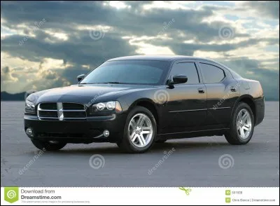 Dans le jeu, les personnages vont voyager dans une voiture ; quel est le nom de la voiture ?