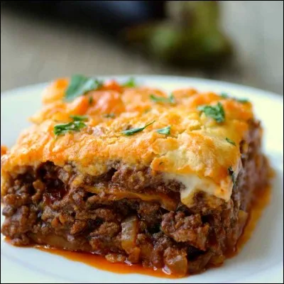 De quel légume est principalement composée la moussaka ?