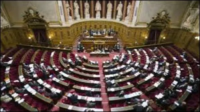 En France, à partir de quel âge peut-on être élu sénateur ?