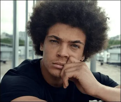 Quel est le prénom de l'acteur qui joue Baptiste Marci ?