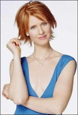 Quel est le vrai nom de l'actrice Miranda Hobbes ?