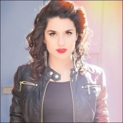 Quel âge a-t-elle ?