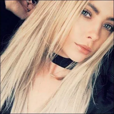 Comment s'appelle le petit copain d'Hanna ?