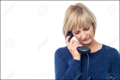 Tu es sur une île, tu as la possibilité de téléphoner à quelqu'un, qui appelles-tu ?