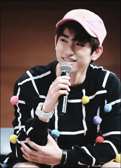 Quel était l'ancien nom de Jinyoung ?