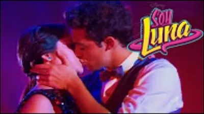 Dans quel épisode Luna et Matteo s'embrassent-ils ?