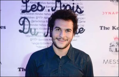 Amir a fait des études pour devenir...