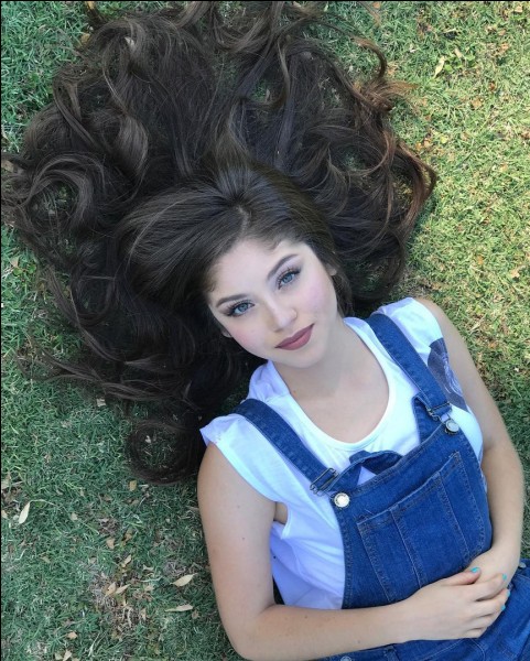 نتيجة بحث الصور عن ‪karol sevilla‬‏