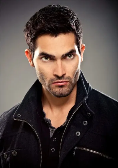 Quel est le type de relation qu'entretiennent Scott et Derek ?