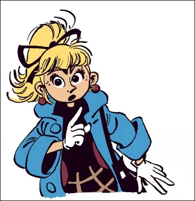 Qui est ce vrai pot de colle ? Elle est prête à tout pour un reportage.