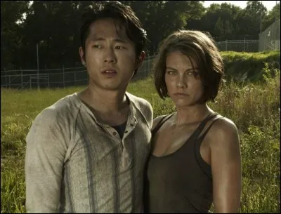 Dans quelle saison Glenn demande-t-il Maggie en mariage ?