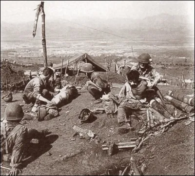 LA BATAILLE DE DIEN BIEN PHU - Pendant quelle guerre se déroula cette bataille de 1953-1954 ?