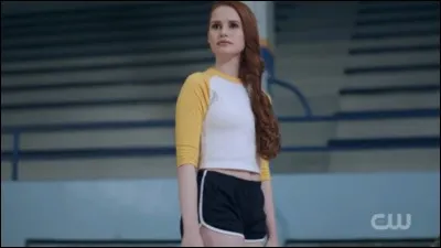 Comment s'appelle l'équipe de cheerleaders dont Cheryl est capitaine ?