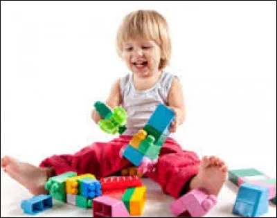 C'est un jeu de société nécessitant un maître de jeu qui porte ce prénom. On le fête le 3 mai !