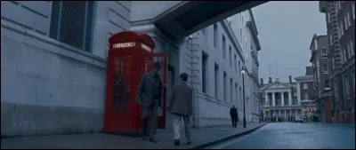 Quel est le code de l'entrée touristique du ministère de la Magie à Londres ?