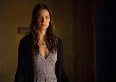 Comment s'appelle cette fille ?