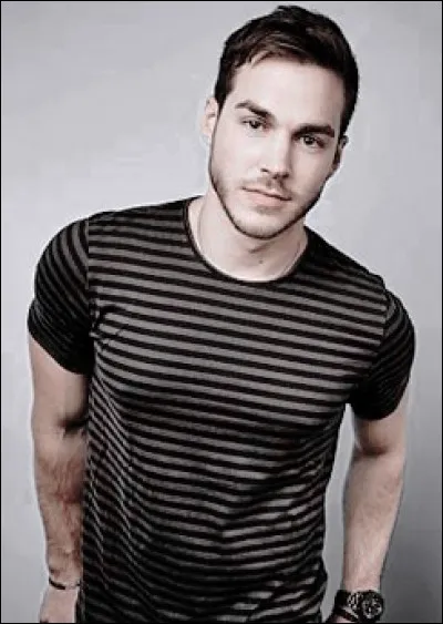 Quelle est la date de naissance de Chris Wood ?