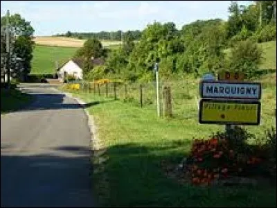 Nous sommes à l'entrée de Marquigny. Village Ardennais, il se situe en région ...