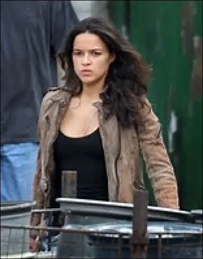 Dans quel "Fast and Furious" Letty Ortiz oublie-t-elle ses souvenirs ?