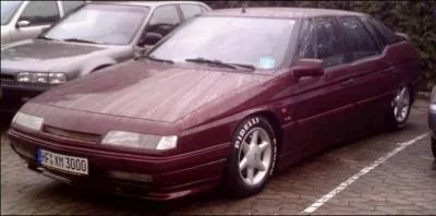 Quelle est cette voiture apparue aprs le rgne de la 2CV ?