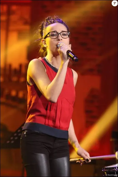 Quel est l'objet fétiche de la belle Elisa ?