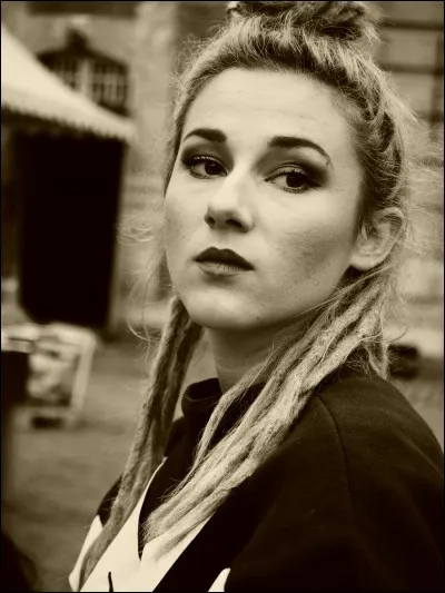 Qu'a reçu Juliette à son anniversaire de la part de Lucie et d'Elisa en dernier ?