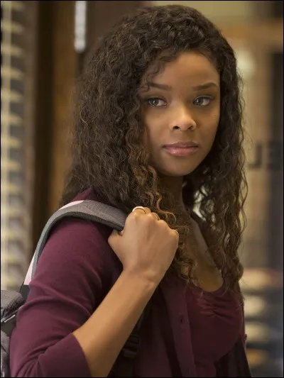 Quel est le nom de la série dans laquelle Sheri Holland apparaît ?