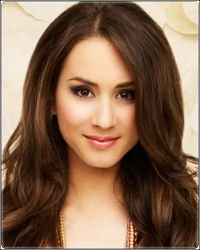 Quel nom Spencer décripte-t-il dans la maison de poupée de A ?