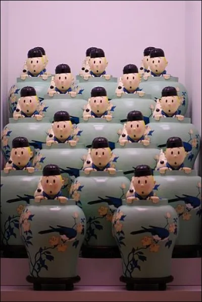 Vous avez reconnu ce grand héros belge ? Alors vous ne saurez manquer la fleur qui est... ?