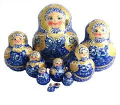 Au théâtre, péjorativement, comédien médiocre :