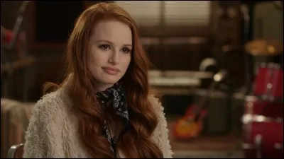 Quel âge a-t-elle ? ... ans