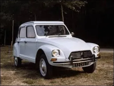 Quel est le nom de ce modèle qui ressemble à la 2CV et qui est basé sur le même châssis ?