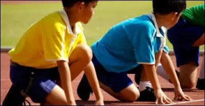 En EPS, j'ai une tenue adaptée aux conditions météorologiques...