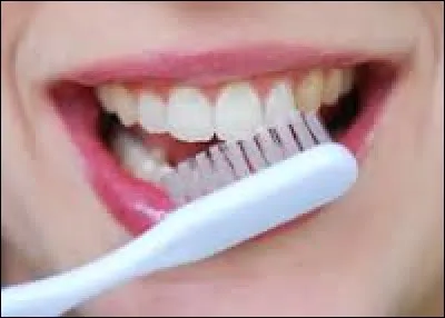 Quand te brosses-tu les dents ?
