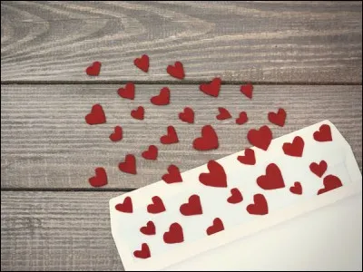 La personne que tu aimes te demande de sortir avec toi devant tes potes :