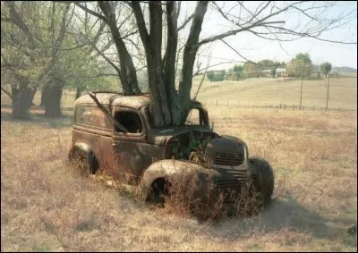 En 1957, il fonde le groupe The Quarrymen !