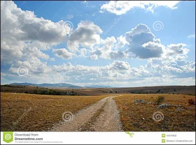 Que trouve-t-on entre la terre et le ciel ?