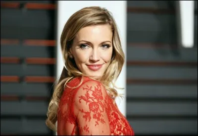 Quel &acirc;ge a-t-elle ? (2017)