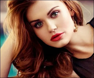 Quel &acirc;ge a-t-elle ? (2017)