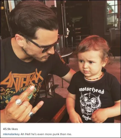 Comment s'appelle son fils ?