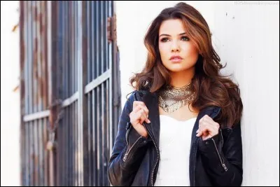 O&ugrave; est-elle n&eacute;e ?