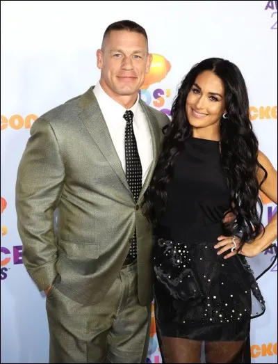 Quel couple de la WWE s'est marié à la WrestleMania 33 ?