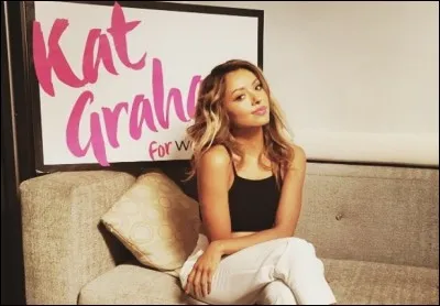 Quel âge a-t-elle ? (2017)