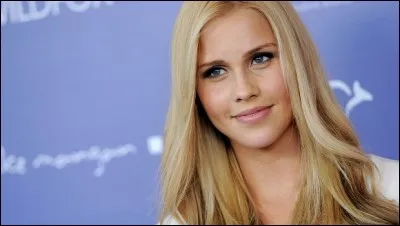 Comment s'appelle le personnage qu'elle incarnait dans cette série ?