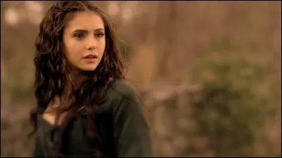 En quelle année Katherine devient-elle un vampire ?